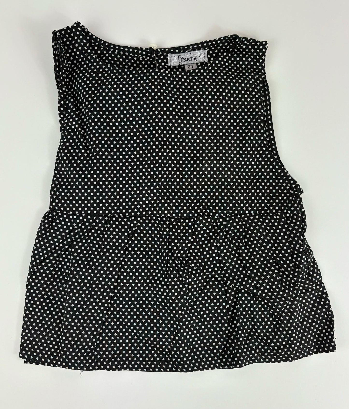 SLEEVELESS BLACK TOP W/ WHITE POLKA DOTS