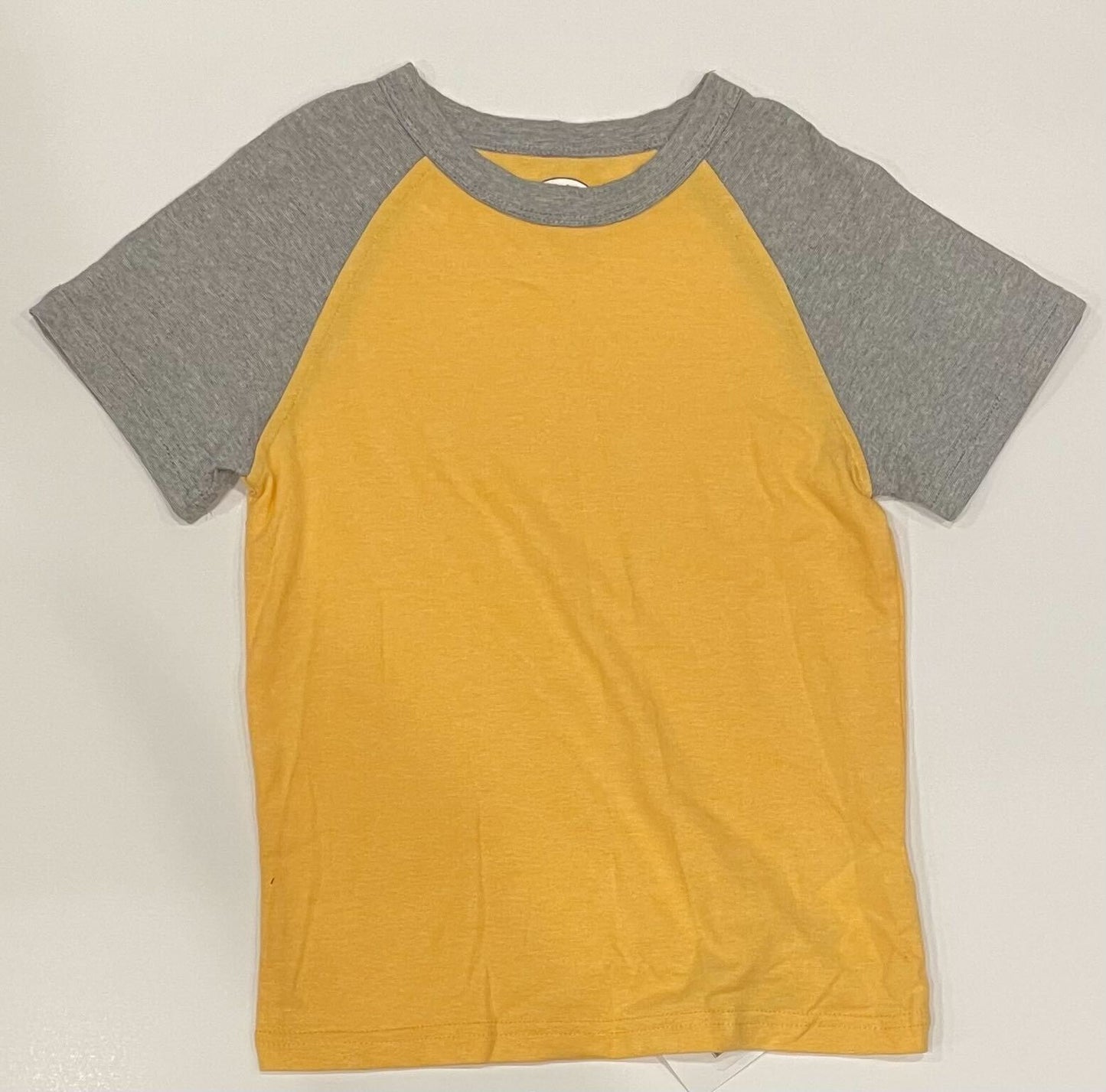 YELLOW/ORANGE TEE WITH GREY SLEEVES