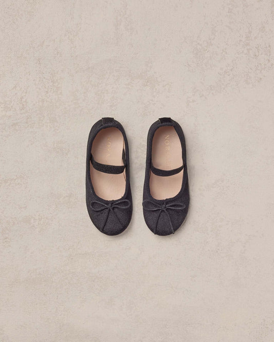 ballet flats || black