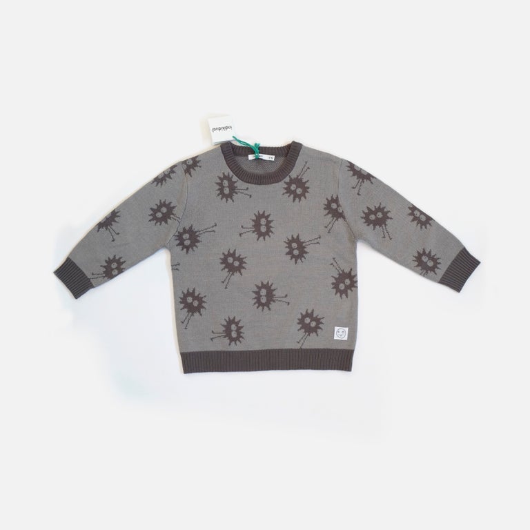 sneak jumper
